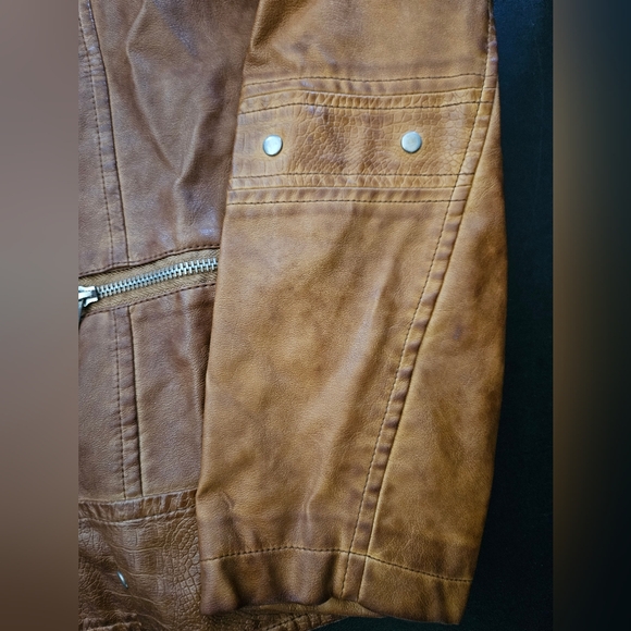 NWOT - Jou Jou Faux Leather Distressed Brown  Moto Jacket - Size 2X - Picture 5 of 12